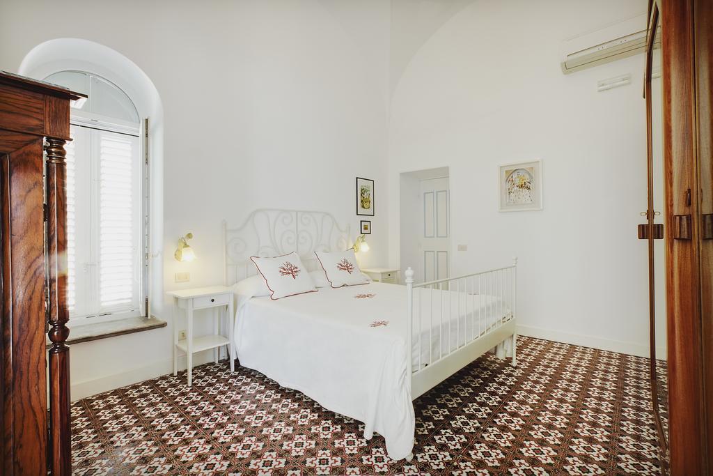 Suite Villa Carolina กาปรี ห้อง รูปภาพ
